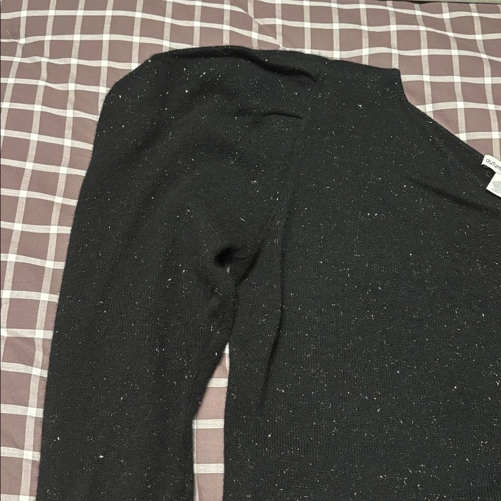 Autumn cashmere 1 shoulder sweater - Picture 6 of 8